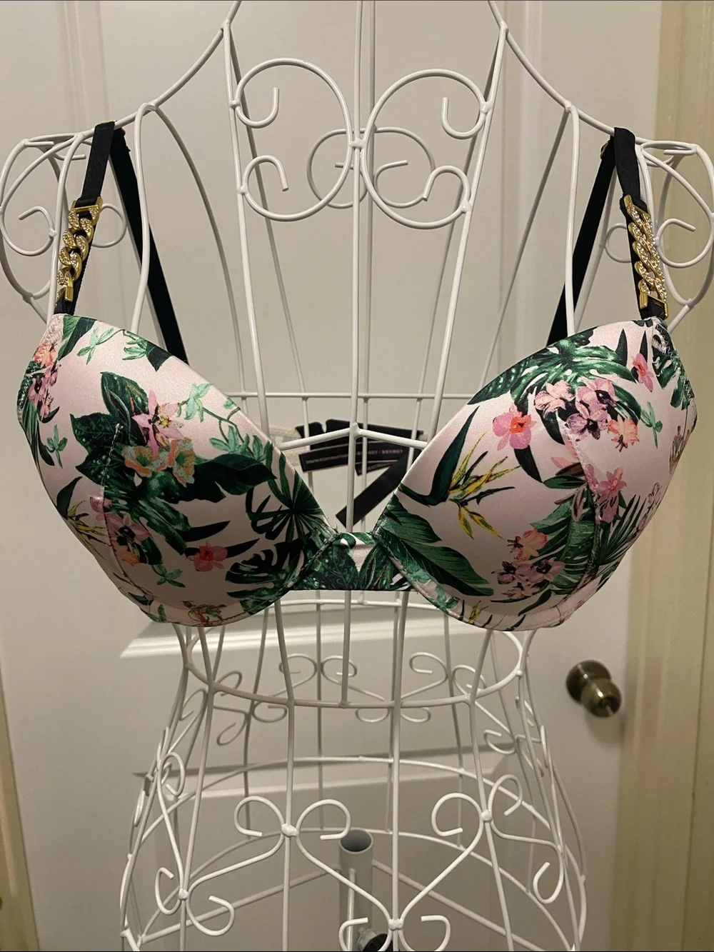 Victoria's Secret Pink Floral Push-Up Bra with Gold Chain Straps - Picture 5 of 6